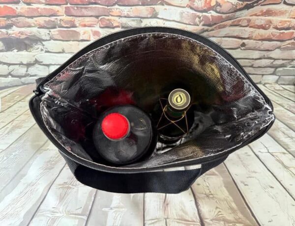 WhatsApp Image 2025-10-03 at 13.49.34_71cf6bf3 Leer kuiersak koelsak vir drinkgoedjies of vloeibare "verversings"