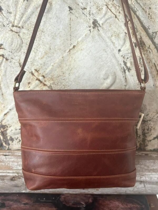WhatsApp Image 2025-07-30 at 10.19.03_edbb7839 Moné Slingbags