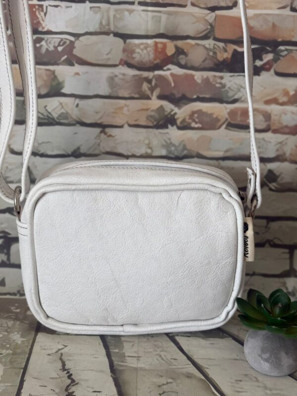 WhatsApp Image 2025-09-02 at 13.54.58_3e37620f Pixie Slingbags