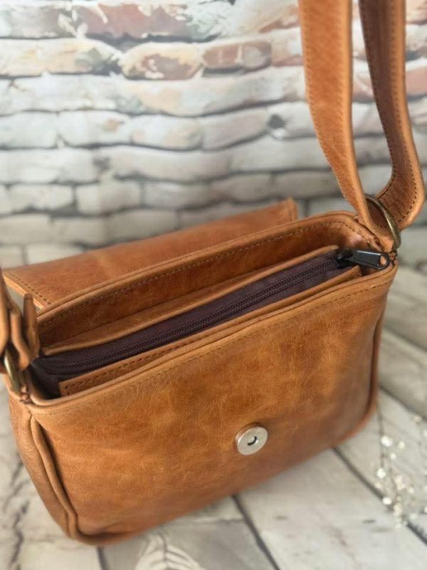 Elené Slingbags